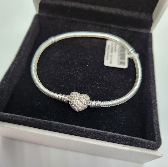 Pandora Moments Sparkling Heart Crown Claps Snake Chain Bracelet Size 7.9 inches - Picture 4 of 9